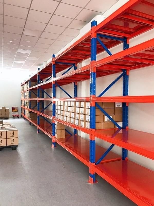 KỆ KHO HÀNG TRUNG TẢI GIÁ RẺ TẠI HỒ CHÍ MINH Container Shelving & Racking Systems – Maximize Storage Capacity