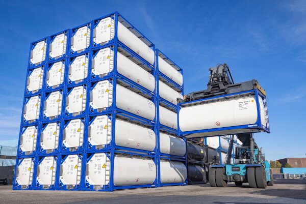 Tank Containers (ISO Tanks) – Safe Bulk Liquid Transport Solution